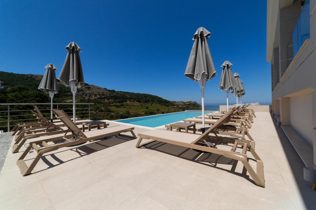 Sky View Kefalonia Hotel 2*