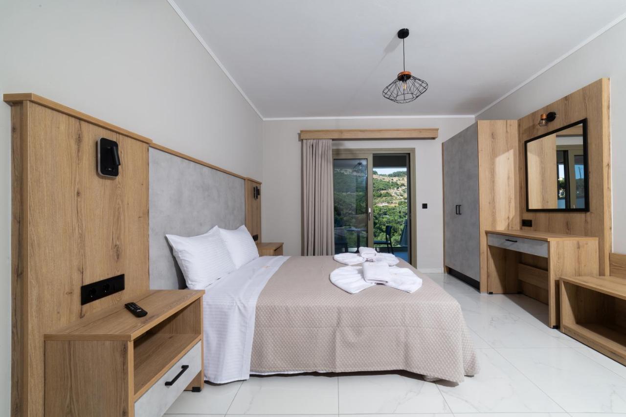 Sky View Kefalonia Hotel Vovikes